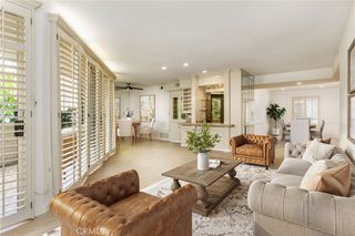 5216 Yarmouth Avenue 105, Encino, CA 91316