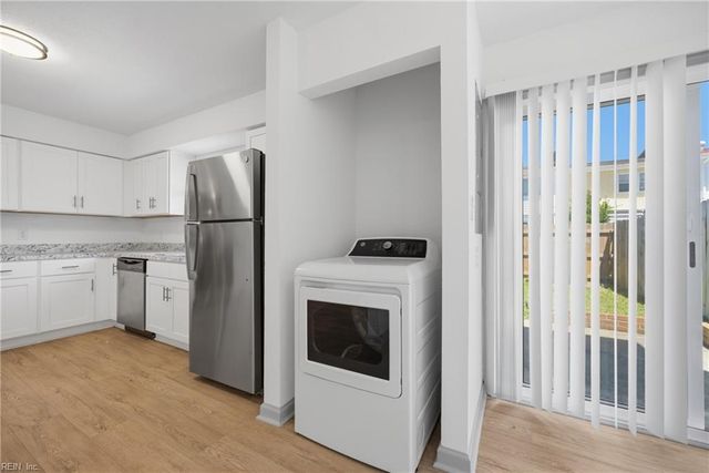 1006 Bowe PL, Norfolk, VA 23504