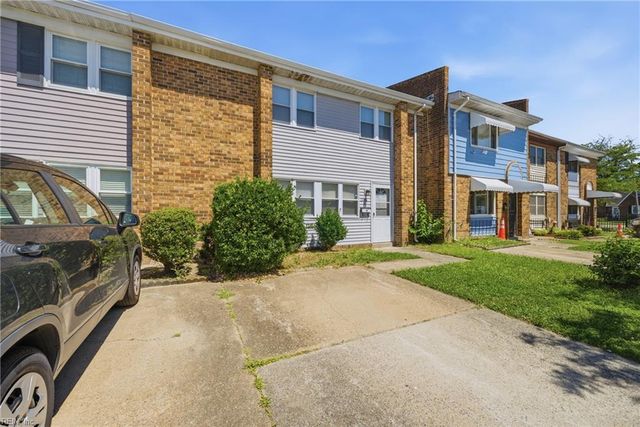 1006 Bowe PL, Norfolk, VA 23504