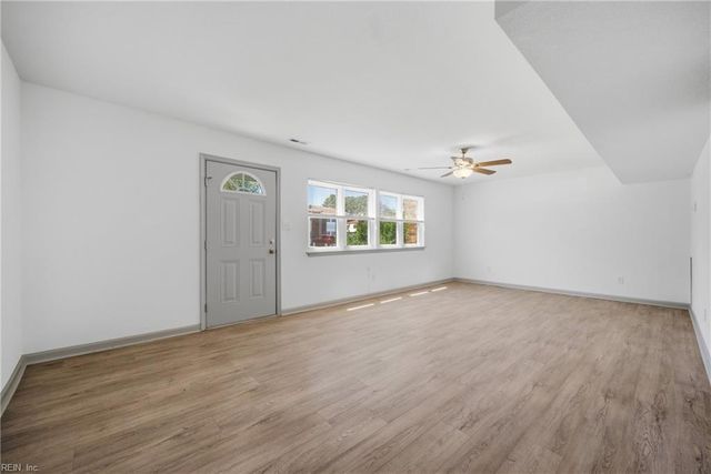 1006 Bowe PL, Norfolk, VA 23504