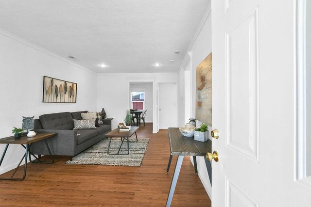 425 W 8th Street, Pittsburg, CA 94565
