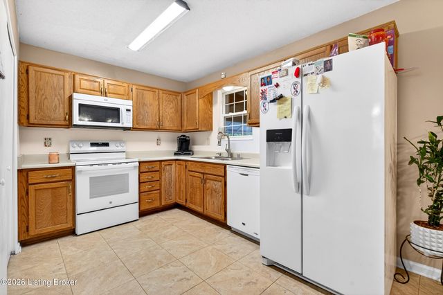 1305 Williamsburg Dr, Elizabethtown, KY 42701