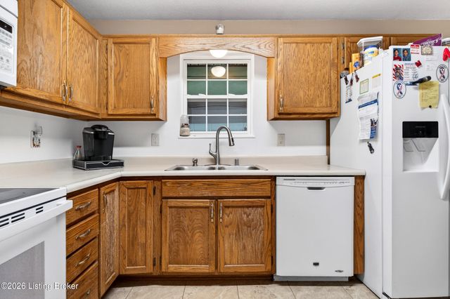 1305 Williamsburg Dr, Elizabethtown, KY 42701