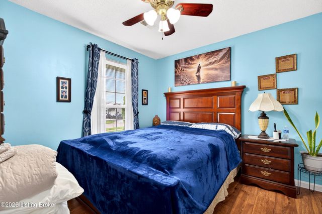 1305 Williamsburg Dr, Elizabethtown, KY 42701