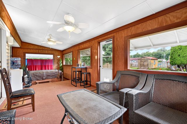 1305 Williamsburg Dr, Elizabethtown, KY 42701