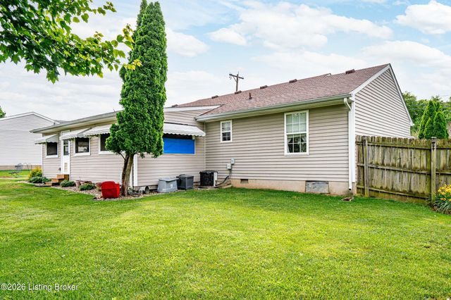 1305 Williamsburg Dr, Elizabethtown, KY 42701