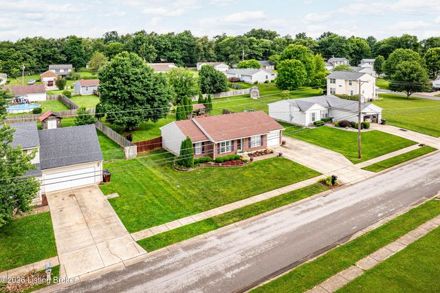 1305 Williamsburg Dr, Elizabethtown, KY 42701