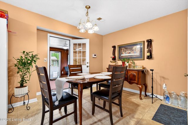 1305 Williamsburg Dr, Elizabethtown, KY 42701