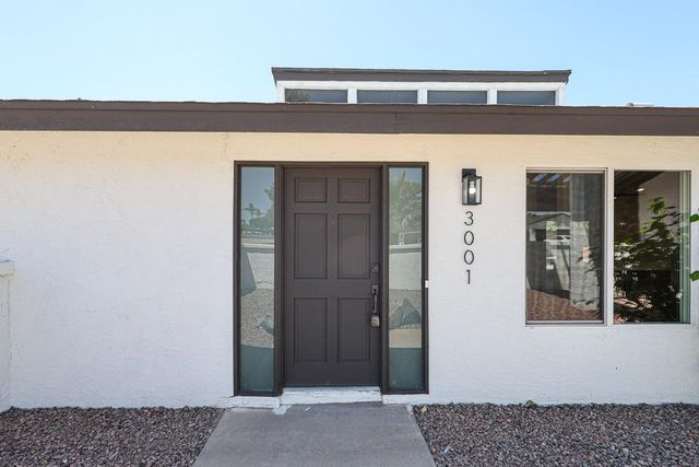 3001 W Mercer Lane, Phoenix, AZ 85029