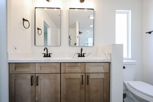 3001 W Mercer Lane, Phoenix, AZ 85029