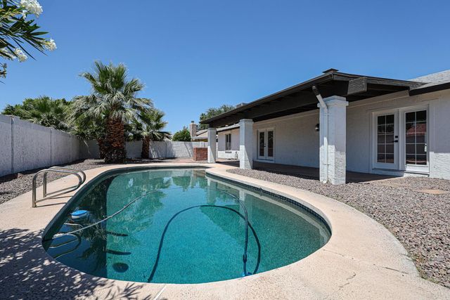 3001 W Mercer Lane, Phoenix, AZ 85029