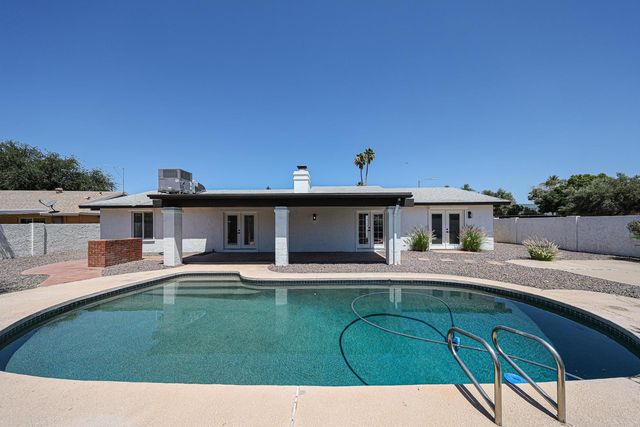 3001 W Mercer Lane, Phoenix, AZ 85029