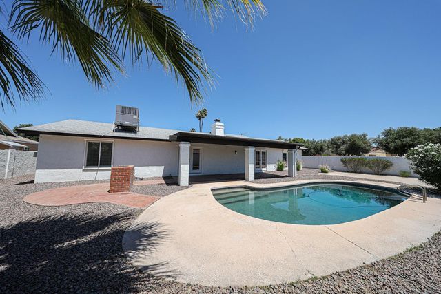 3001 W Mercer Lane, Phoenix, AZ 85029