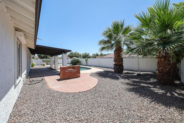 3001 W Mercer Lane, Phoenix, AZ 85029