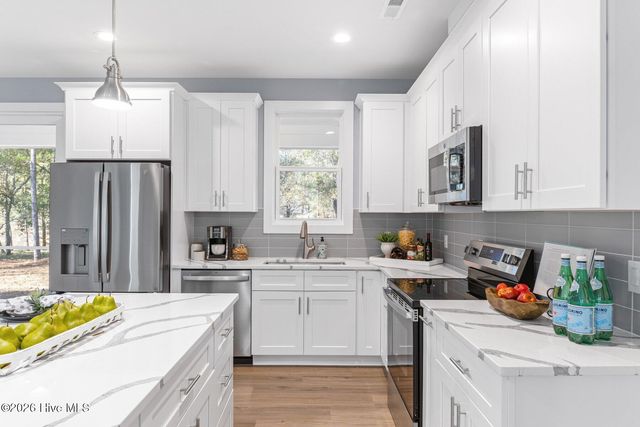 3251 Island Drive SE, Bolivia, NC 28422