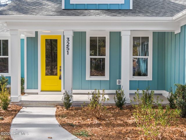 3251 Island Drive SE, Bolivia, NC 28422