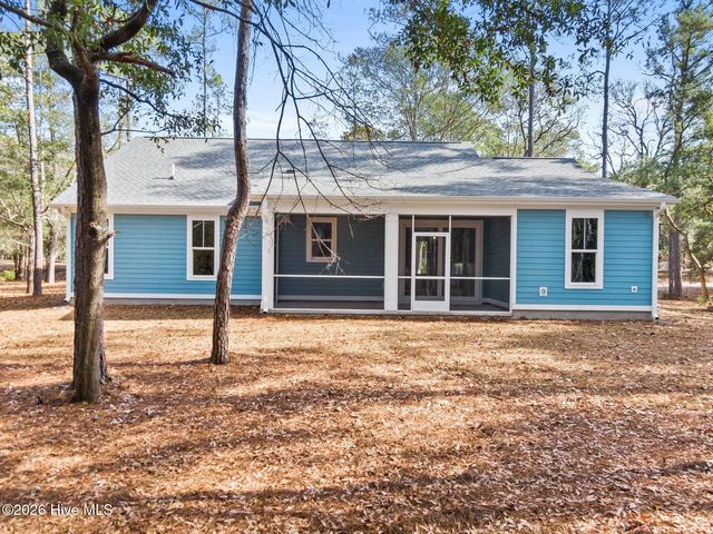 3251 Island Drive SE, Bolivia, NC 28422