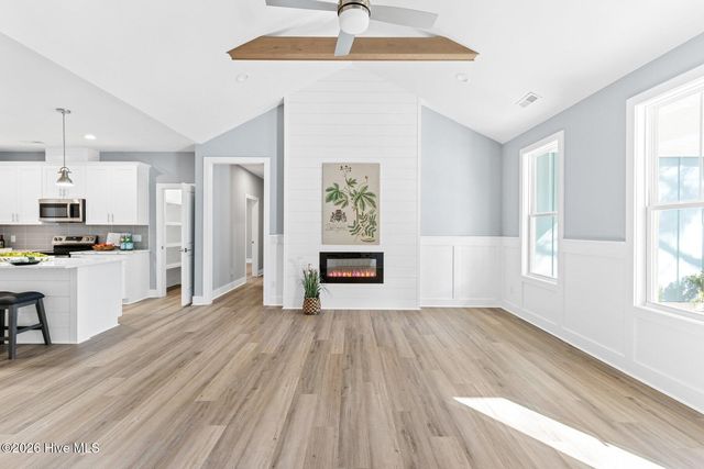 3251 Island Drive SE, Bolivia, NC 28422