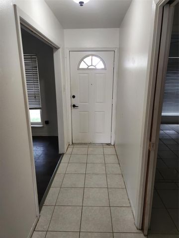 1205 Elm Street, Alvin, TX 77511
