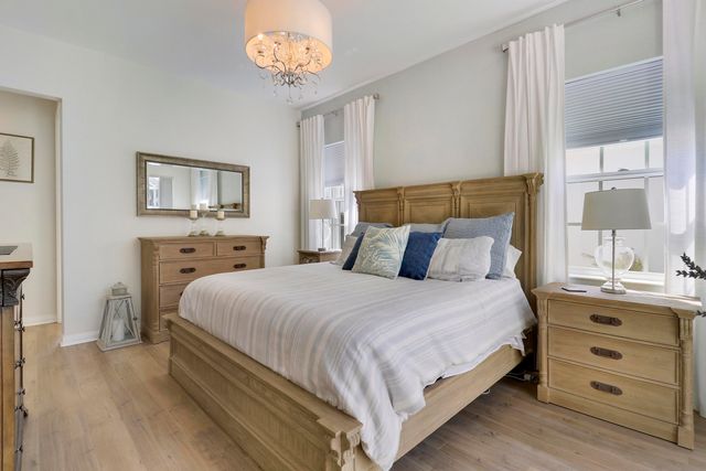 511 Sweet Bay Circle, Jupiter, FL 33458