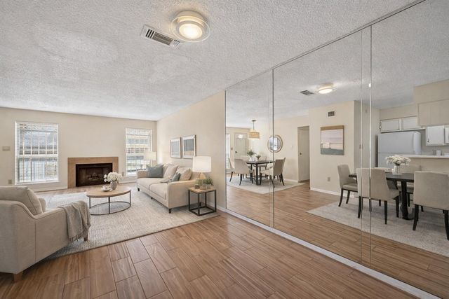 3100 Jeanetta Street 1004, Houston, TX 77063