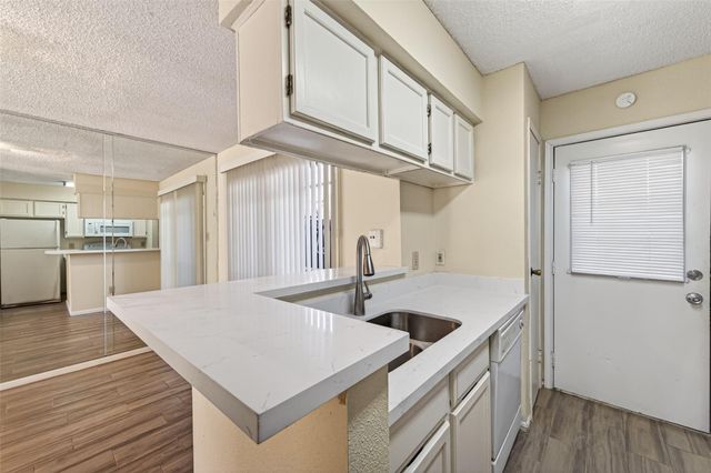 3100 Jeanetta Street 1004, Houston, TX 77063