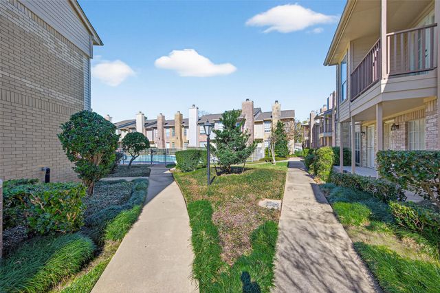 3100 Jeanetta Street 1004, Houston, TX 77063