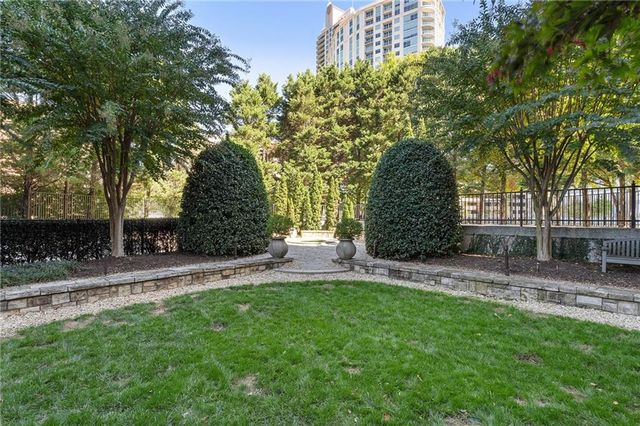 700 Park Regency NE Place 1503, Atlanta, GA 30326
