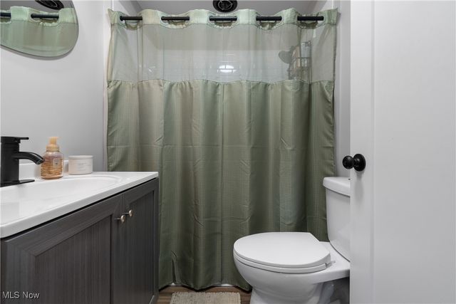 6 5th Street NE, Barberton, OH 44203