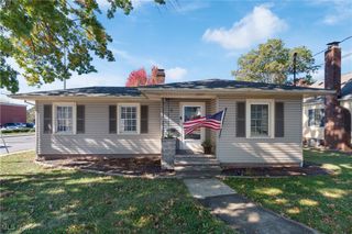 6 5th Street NE, Barberton, OH 44203