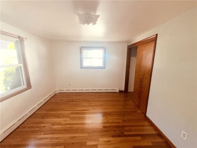 25 Thurston Avenue B, Newport, RI 02840
