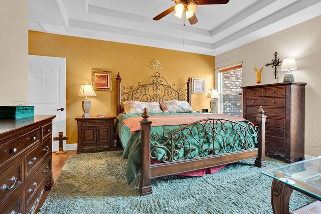 717 White Bear Trail, Lindale, TX 75771