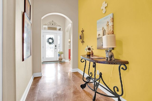 717 White Bear Trail, Lindale, TX 75771