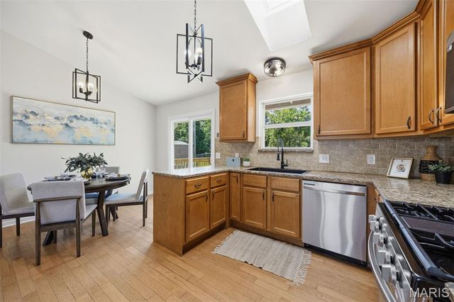 3261 5 Oaks Drive, Arnold, MO 63010