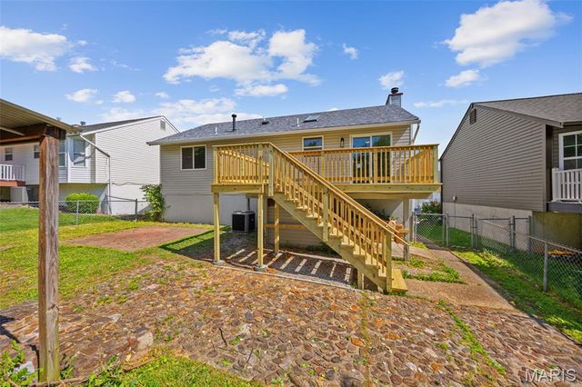 3261 5 Oaks Drive, Arnold, MO 63010