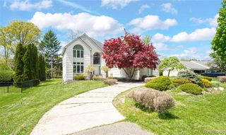 2337 Horseshoe Drive, West Bloomfield, MI 48322