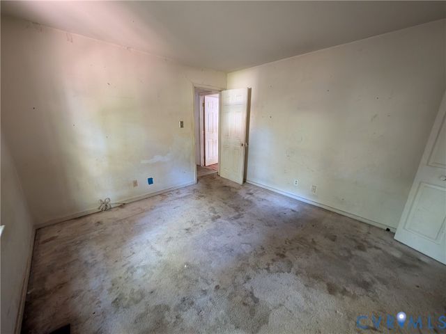 914 Spirea Rd, Chesterfield, VA 23236