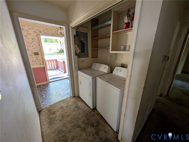 914 Spirea Rd, Chesterfield, VA 23236