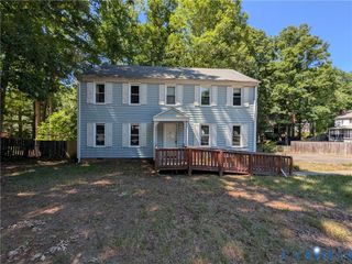 914 Spirea Rd, Chesterfield, VA 23236