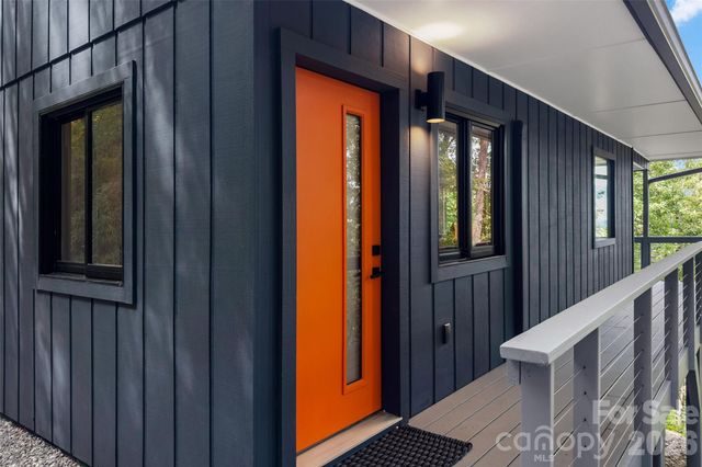 68 Lakey Gap Heights, Black Mountain, NC 28711