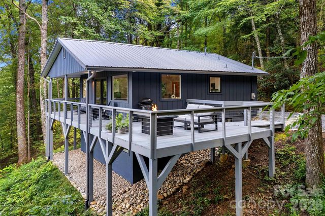 68 Lakey Gap Heights, Black Mountain, NC 28711