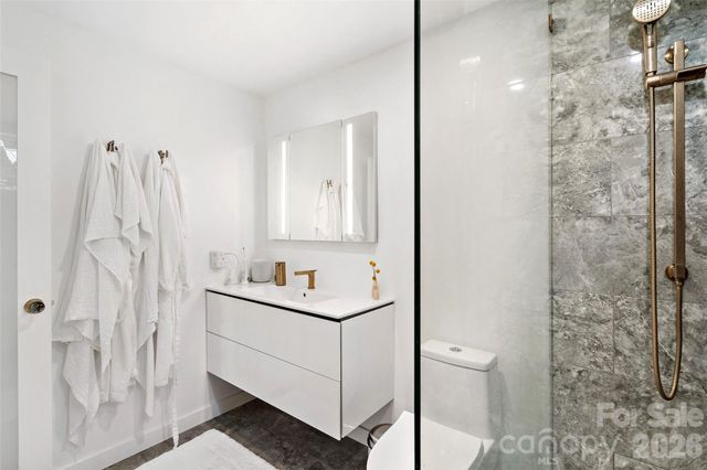 68 Lakey Gap Heights, Black Mountain, NC 28711