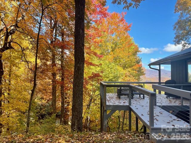 68 Lakey Gap Heights, Black Mountain, NC 28711