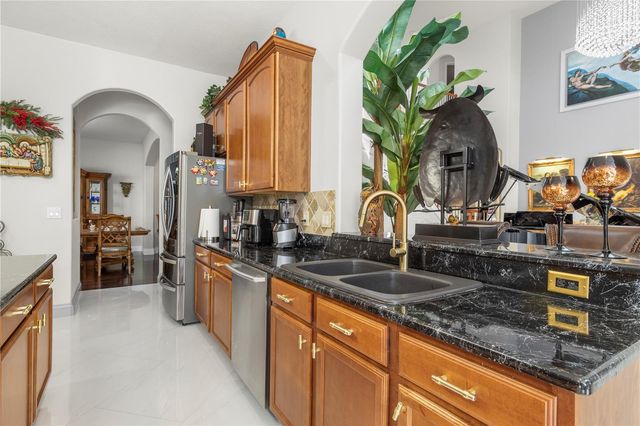 20120 SHADY HILL LANE, Tampa, FL 33647