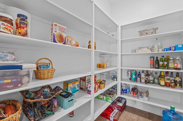 3922 E KENLEY Lane, San Tan Valley, AZ 85143