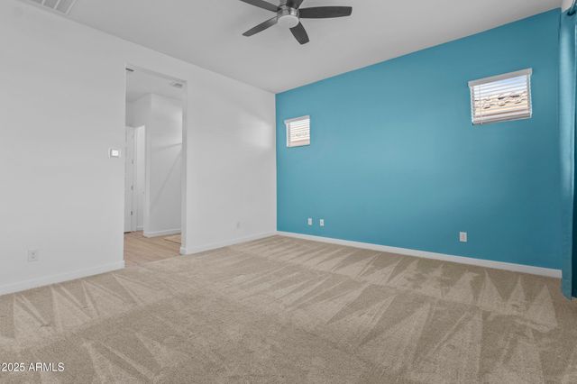 3922 E KENLEY Lane, San Tan Valley, AZ 85143