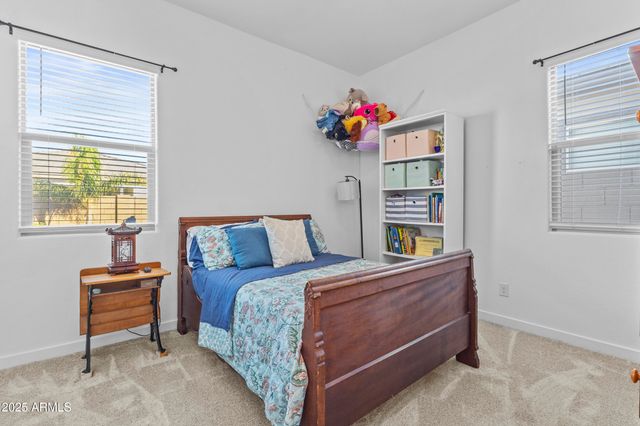 3922 E KENLEY Lane, San Tan Valley, AZ 85143