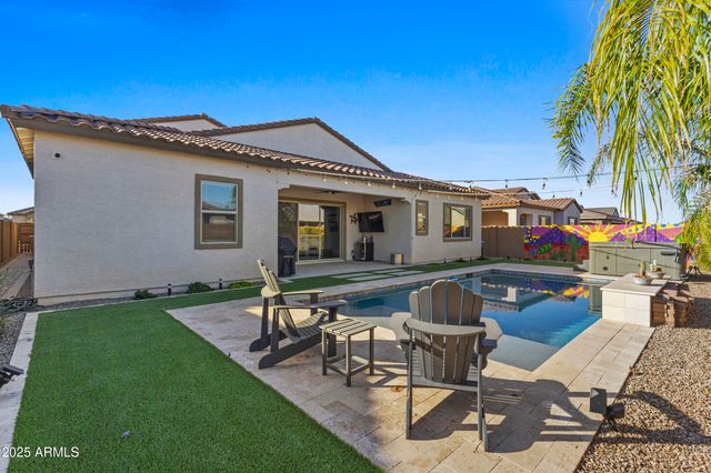 3922 E KENLEY Lane, San Tan Valley, AZ 85143