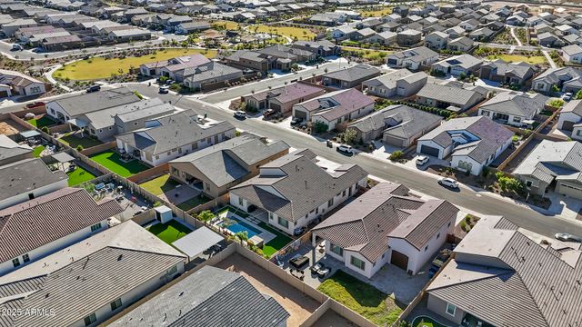 3922 E KENLEY Lane, San Tan Valley, AZ 85143