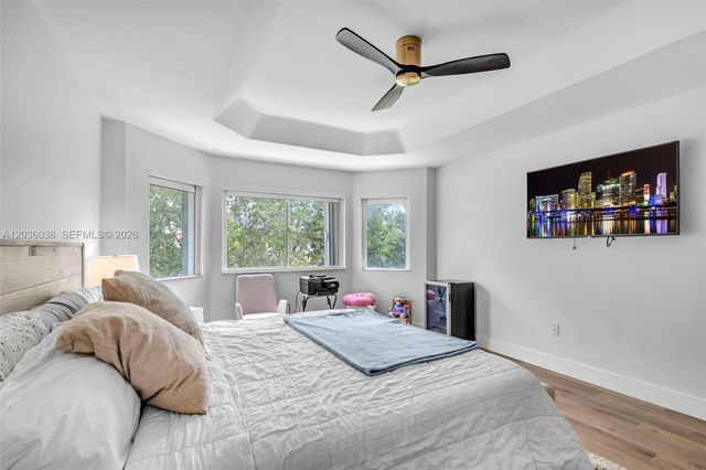 11203 NW 73rd Terrace, Doral, FL 33178